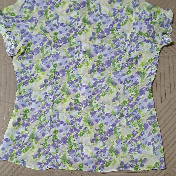 Ricki's Sheer Blouse with Belt, Lilac /Green Floral, Size 14,Like New - Picture 2 of 5